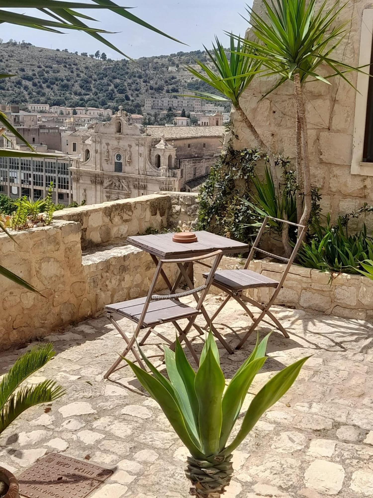 Boutique Hotel Borgo Hedone Scicli Extérieur photo
