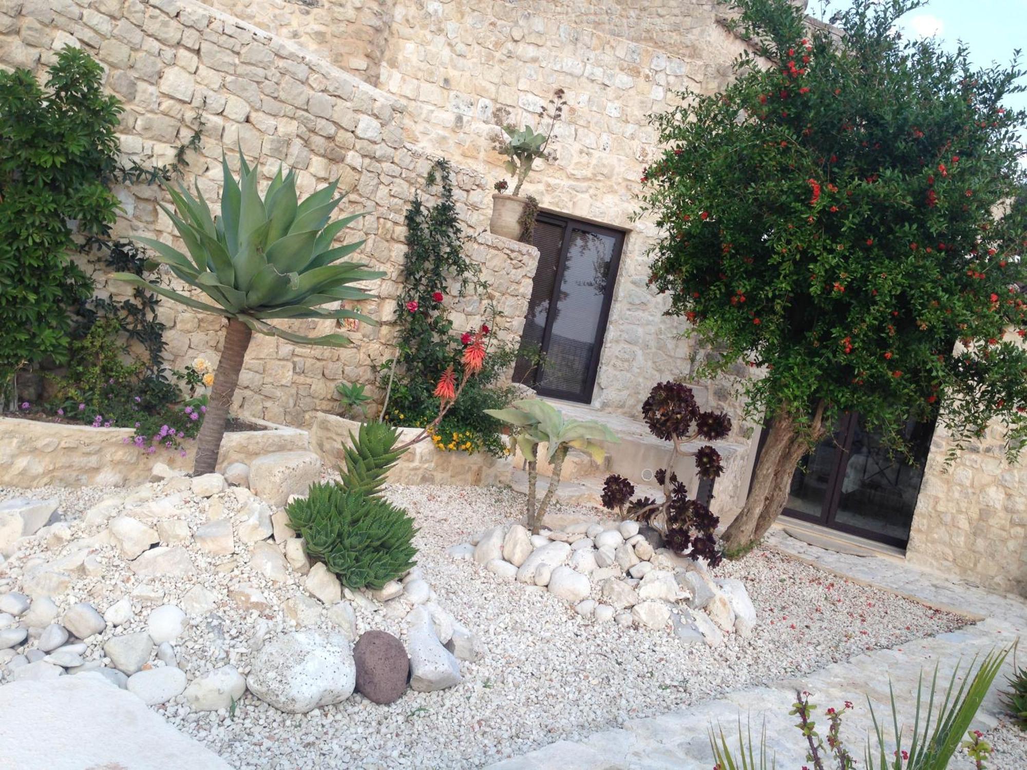 Boutique Hotel Borgo Hedone Scicli Extérieur photo